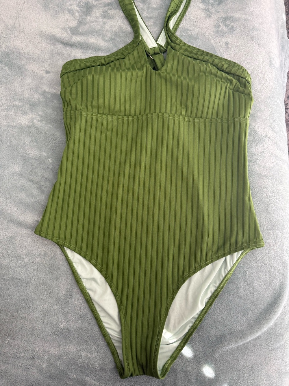 Cupshe Olive Ribbed Halter One-Piece Swimsuit